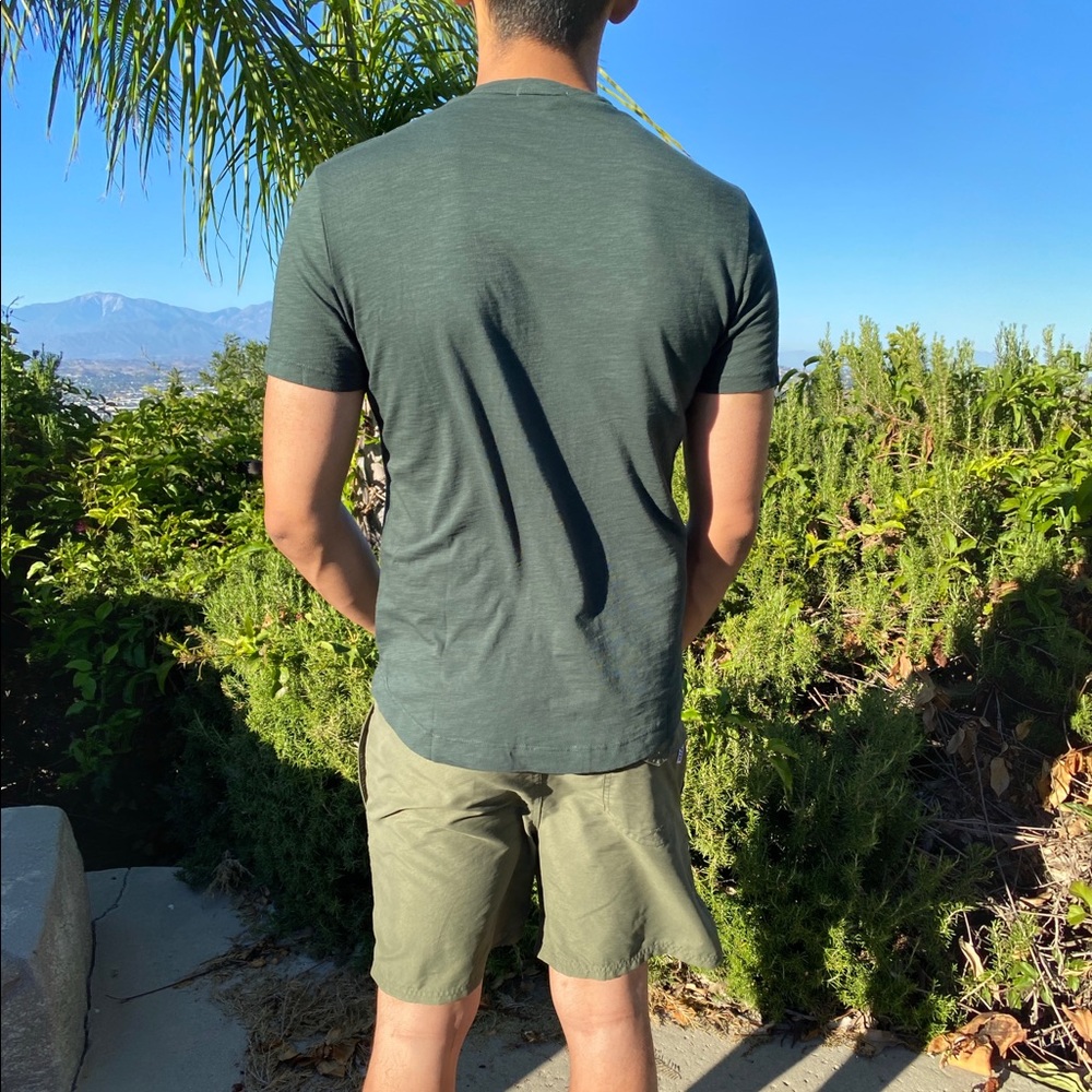Buck Mason Forest Slub Cotton Curved Hem T-shirt - Picture 4 of 5